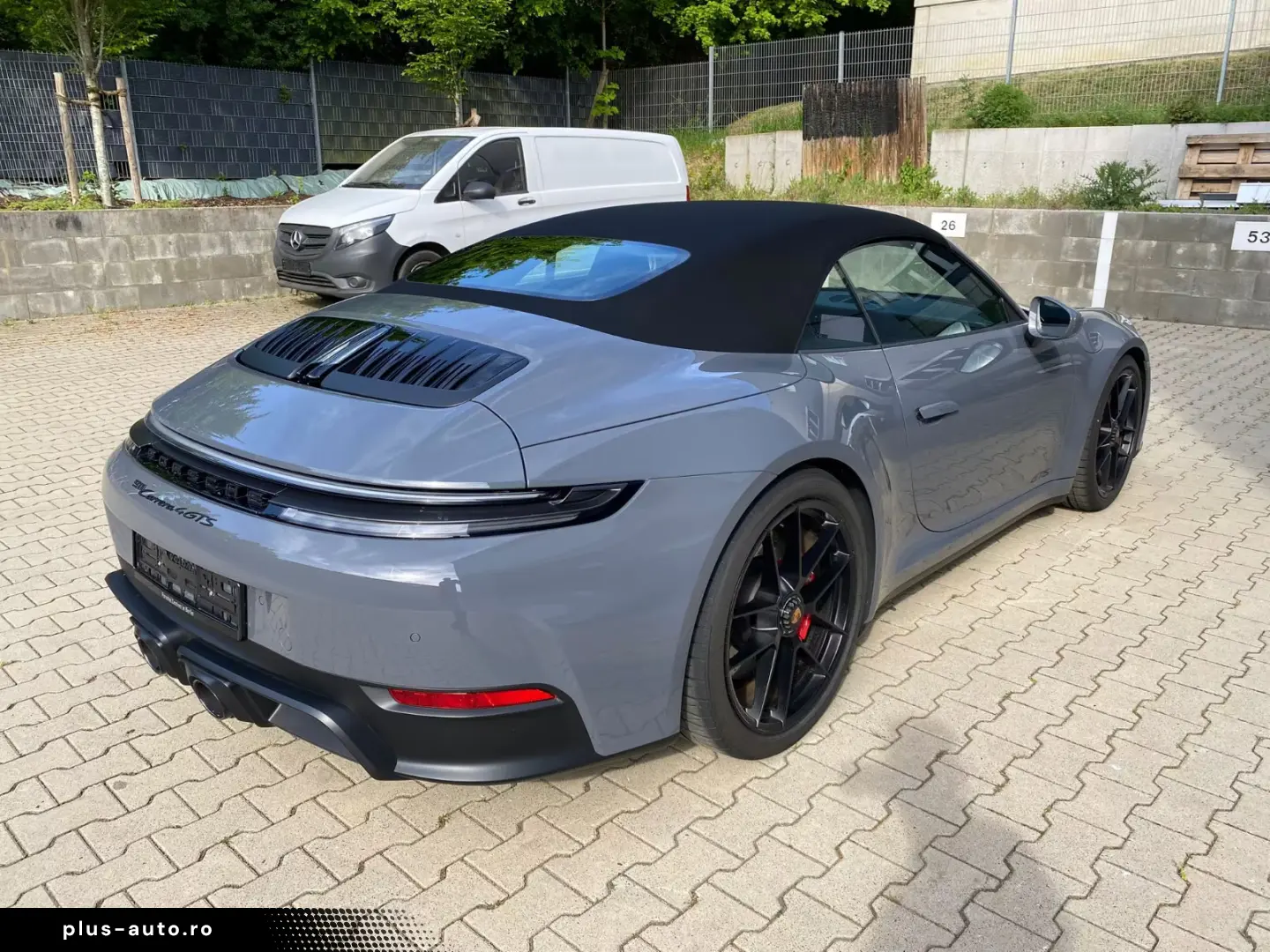 Porsche 992 GTS4 Cabriolet Lifting Sitzklima BOSE