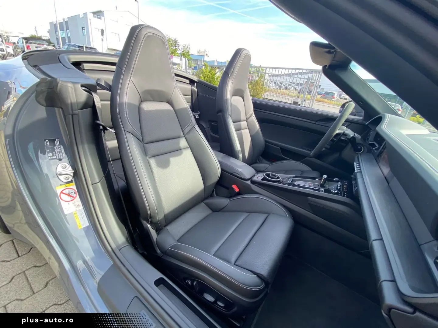 Porsche 992 GTS4 Cabriolet Lifting Sitzklima BOSE