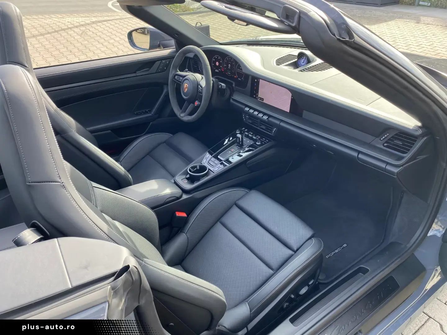 Porsche 992 GTS4 Cabriolet Lifting Sitzklima BOSE
