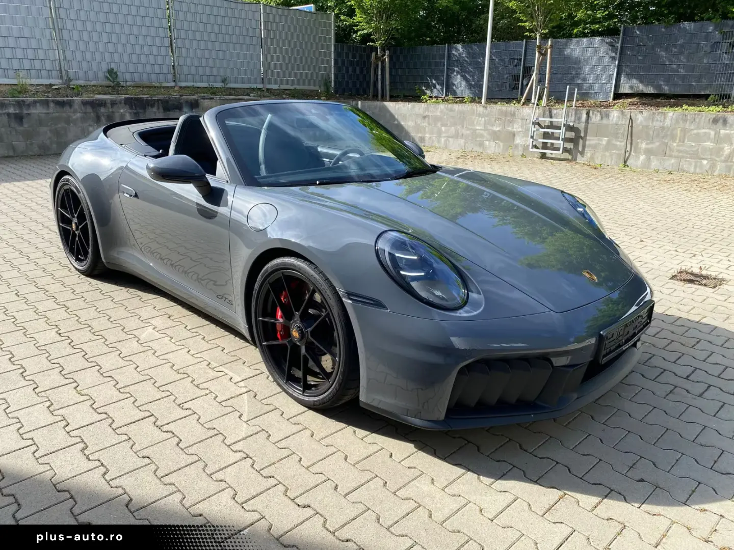Porsche 992 GTS4 Cabriolet Lifting Sitzklima BOSE