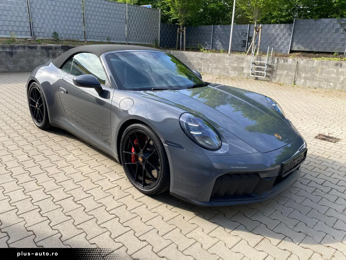Porsche 992 GTS4 Cabriolet Lifting Sitzklima BOSE