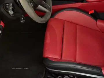 Porsche 992 Targa 4 GTS Matrix Inno Memory 18