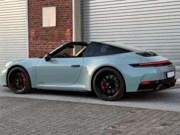 Porsche 992 Targa 4 GTS Matrix Inno Memory 18