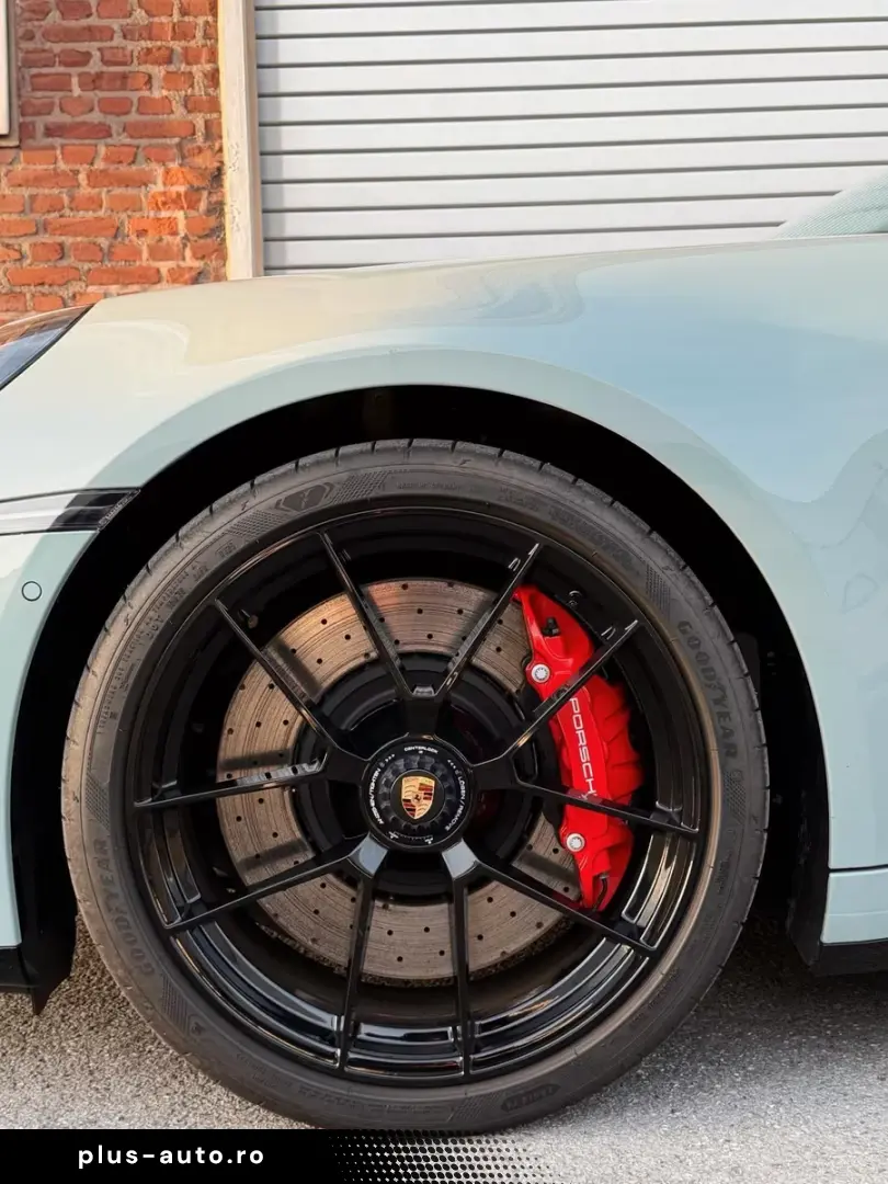 Porsche 992 Targa 4 GTS Matrix Inno Memory 18
