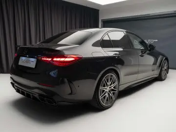 Mercedes Benz C 63 S AMG 4 Matic