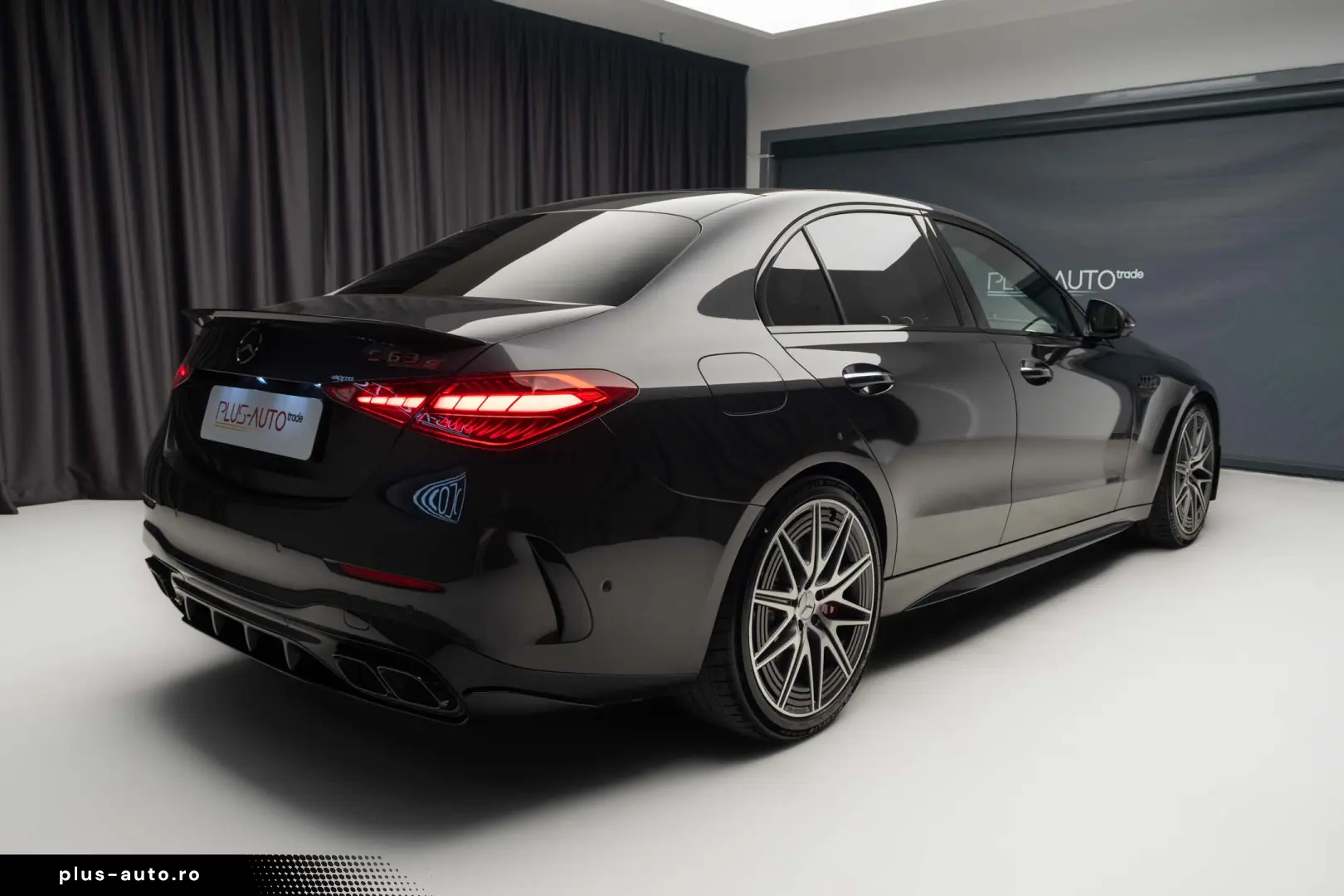 Mercedes Benz C 63 S AMG 4 Matic