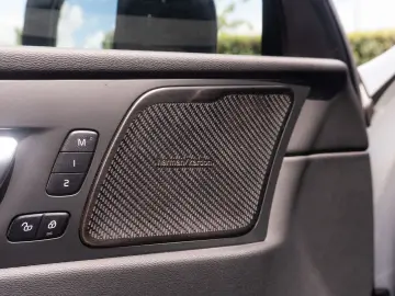 VOLVO XC60 B4 Plus Dark  4WD