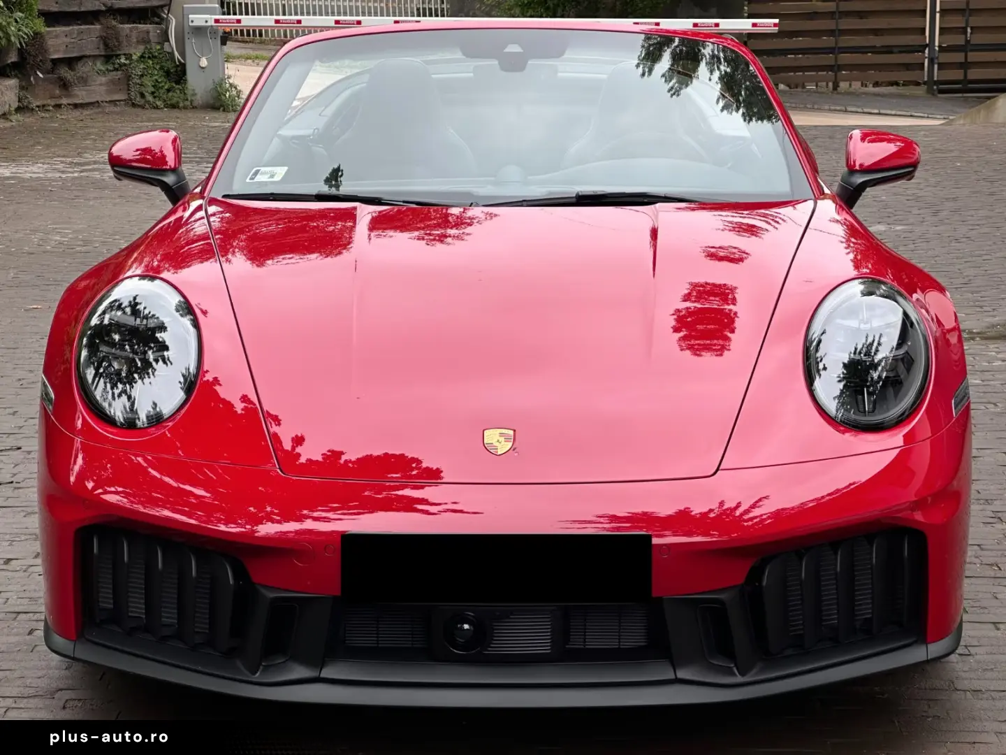Porsche 911 4 GTS   KERAMIC   LIFT   SBELÜFT   KEY