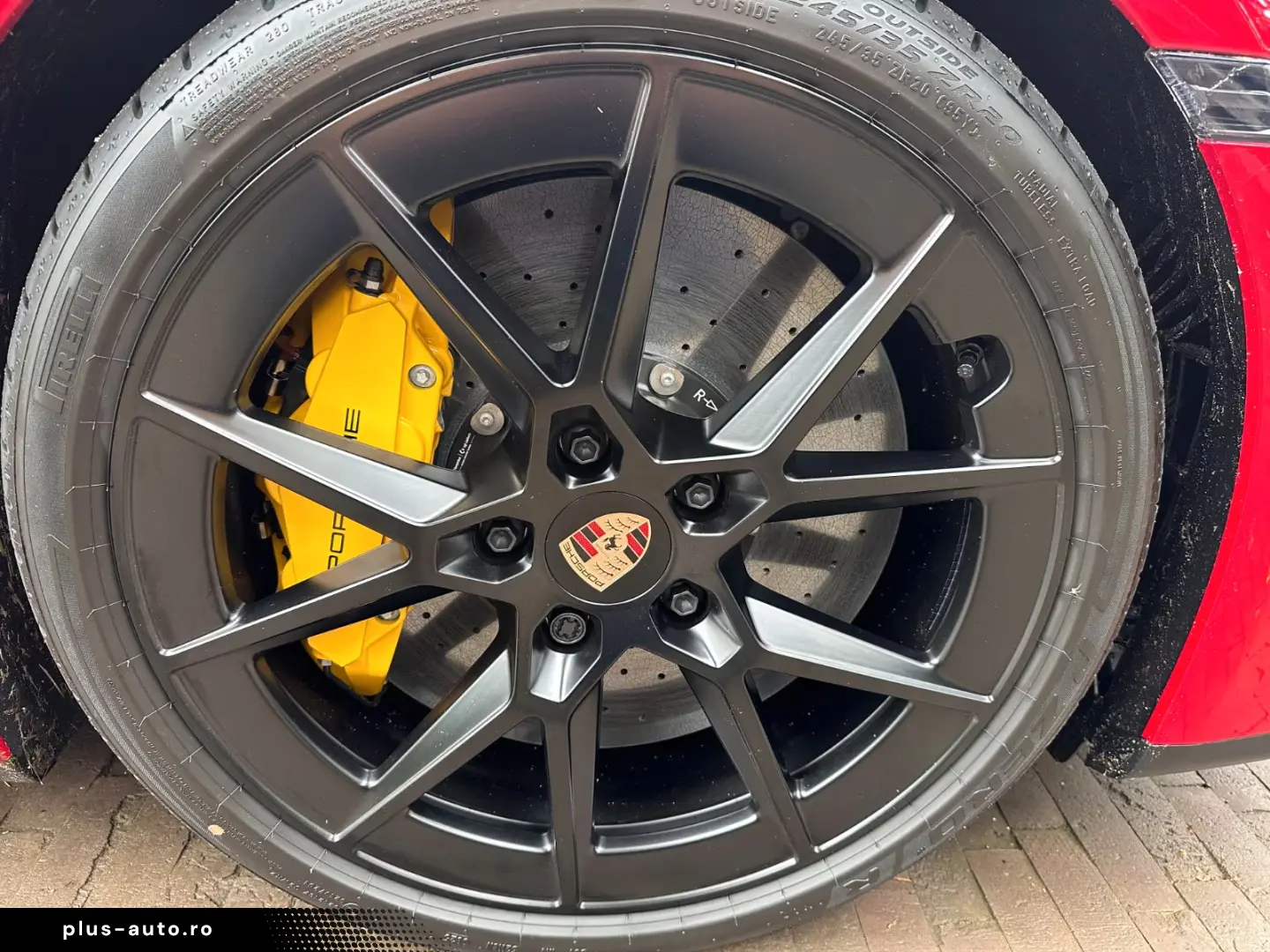 Porsche 911 4 GTS   KERAMIC   LIFT   SBELÜFT   KEY
