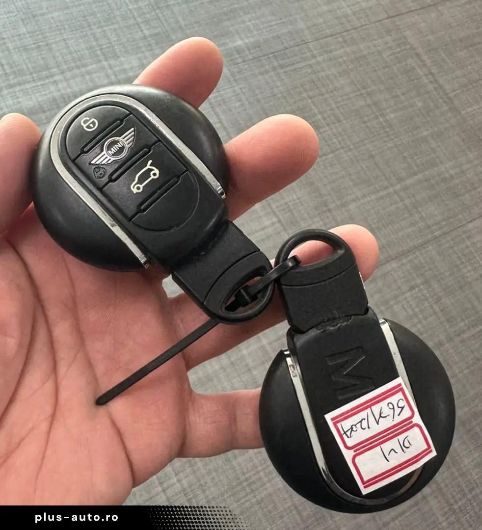 Mini Cooper 2017 Cabrio 110550 KM