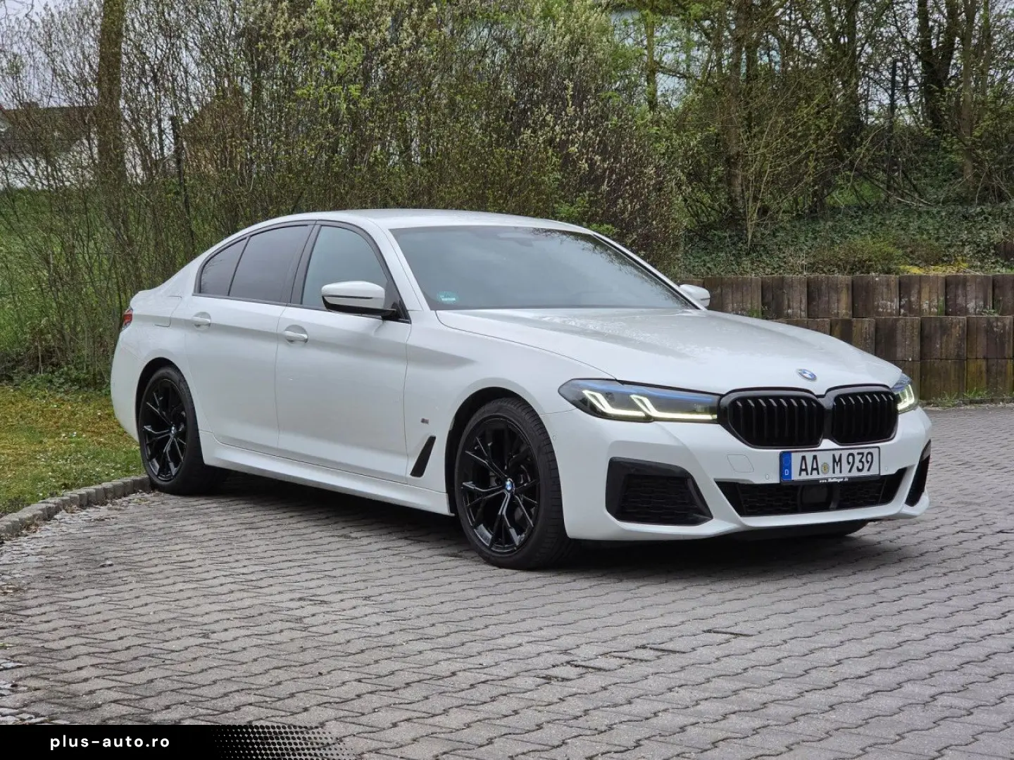BMW 520d xDr.M Sport Laser ACC SurView 19  Fin.440 -