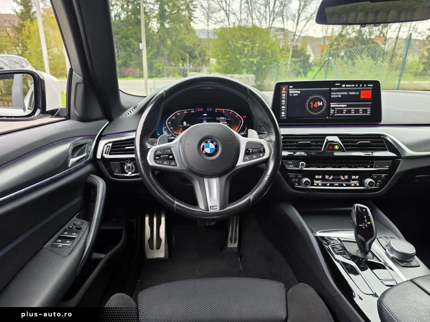 BMW 520d xDr.M Sport Laser ACC SurView 19  Fin.440 -
