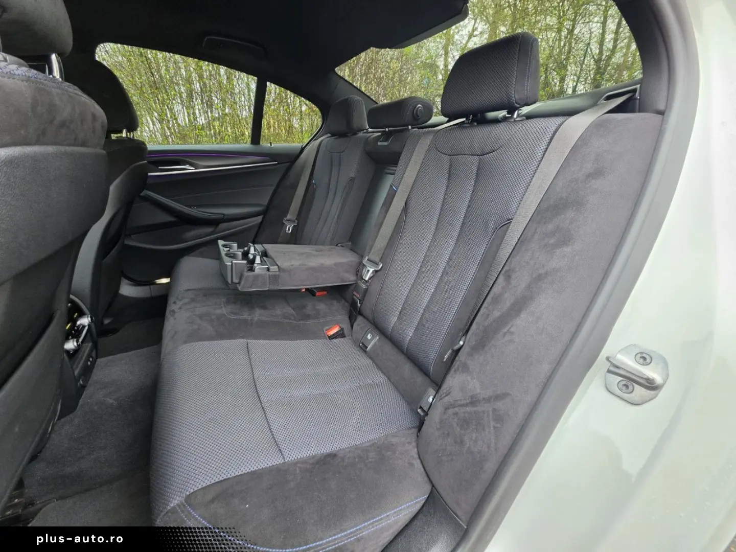 BMW 520d xDr.M Sport Laser ACC SurView 19  Fin.440 -