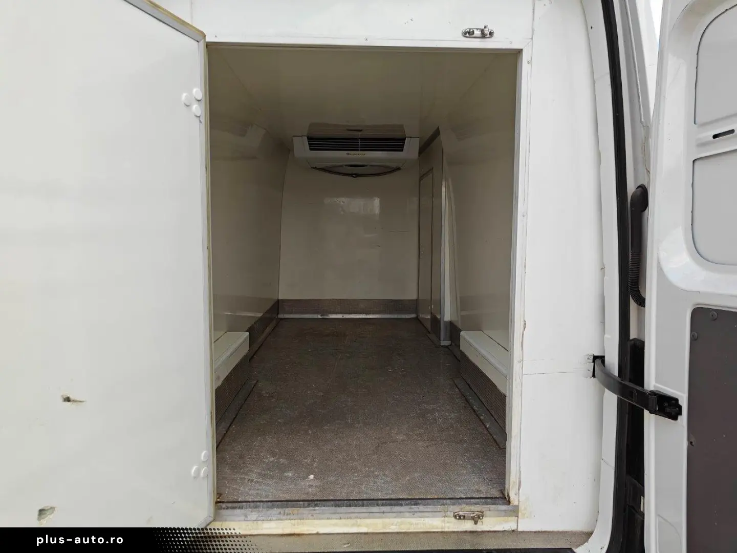 Volkswagen Crafter 35 PaVanlw130 froA8 FRIGORIFIC