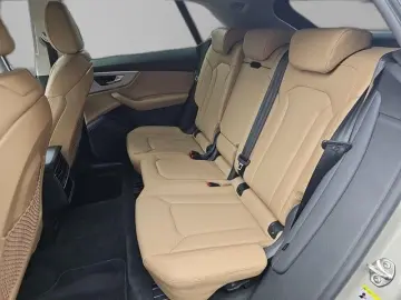 AUDI Q8 50 TDI quattro Luftfahrwerk Pano Head-up
