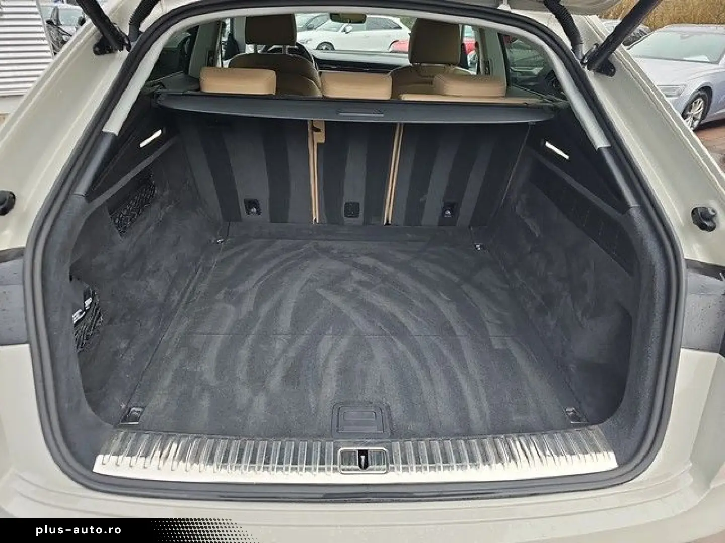 AUDI Q8 50 TDI quattro Luftfahrwerk Pano Head-up