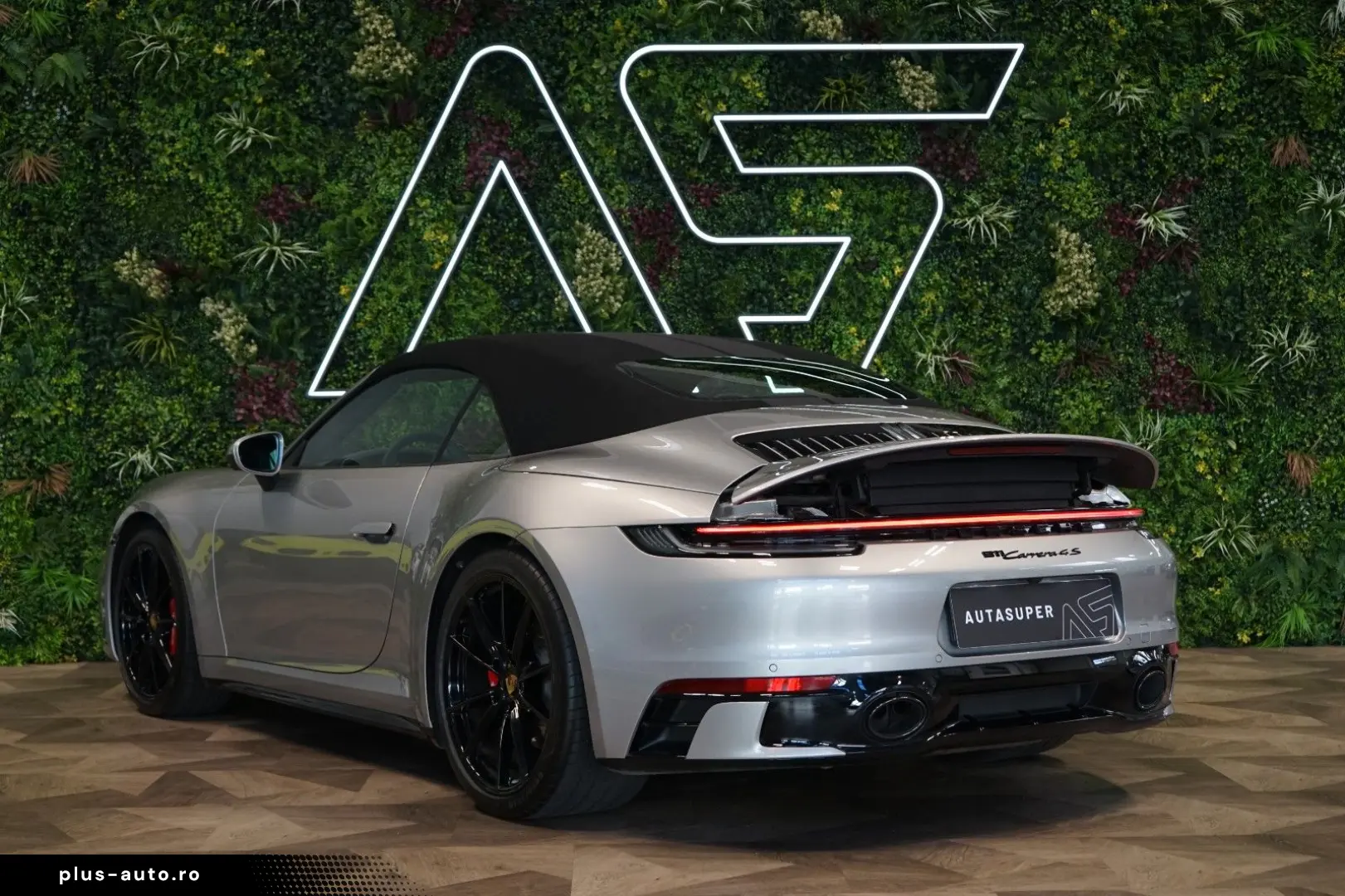 PORSCHE 4S CABRIO 360 BOSE EXCLUSIVE PDLS  137.438€NETTO