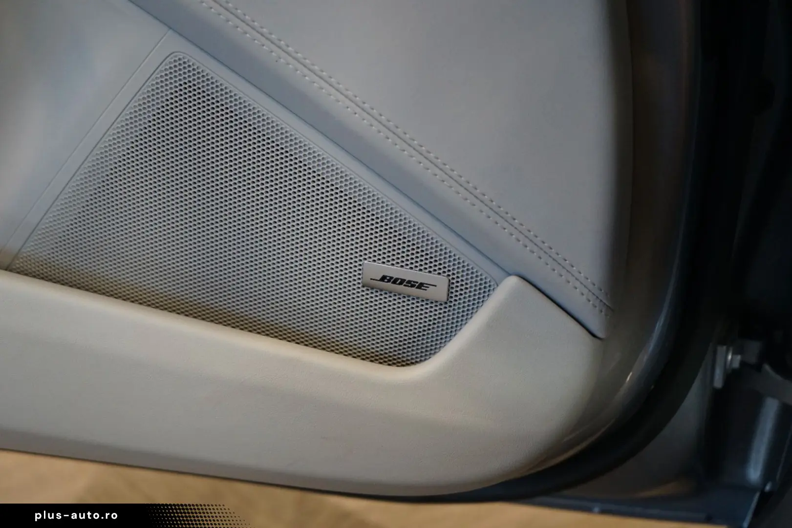 PORSCHE 4S CABRIO 360 BOSE EXCLUSIVE PDLS  137.438€NETTO