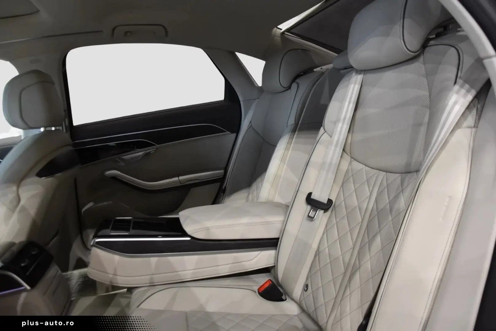 AUDI A8 60 TFSI e quattro S Line Pano Massage Matrix