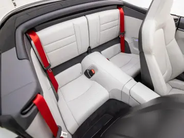 PORSCHE 911 Carrera 4 S Cabriolet Lift Bose