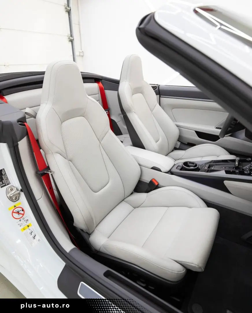 PORSCHE 911 Carrera 4 S Cabriolet Lift Bose