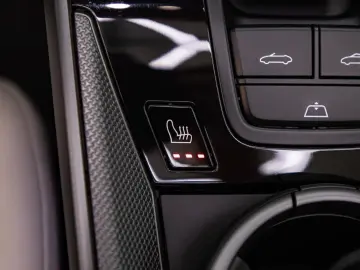 PORSCHE 911 Carrera 4 S Cabriolet Lift Bose