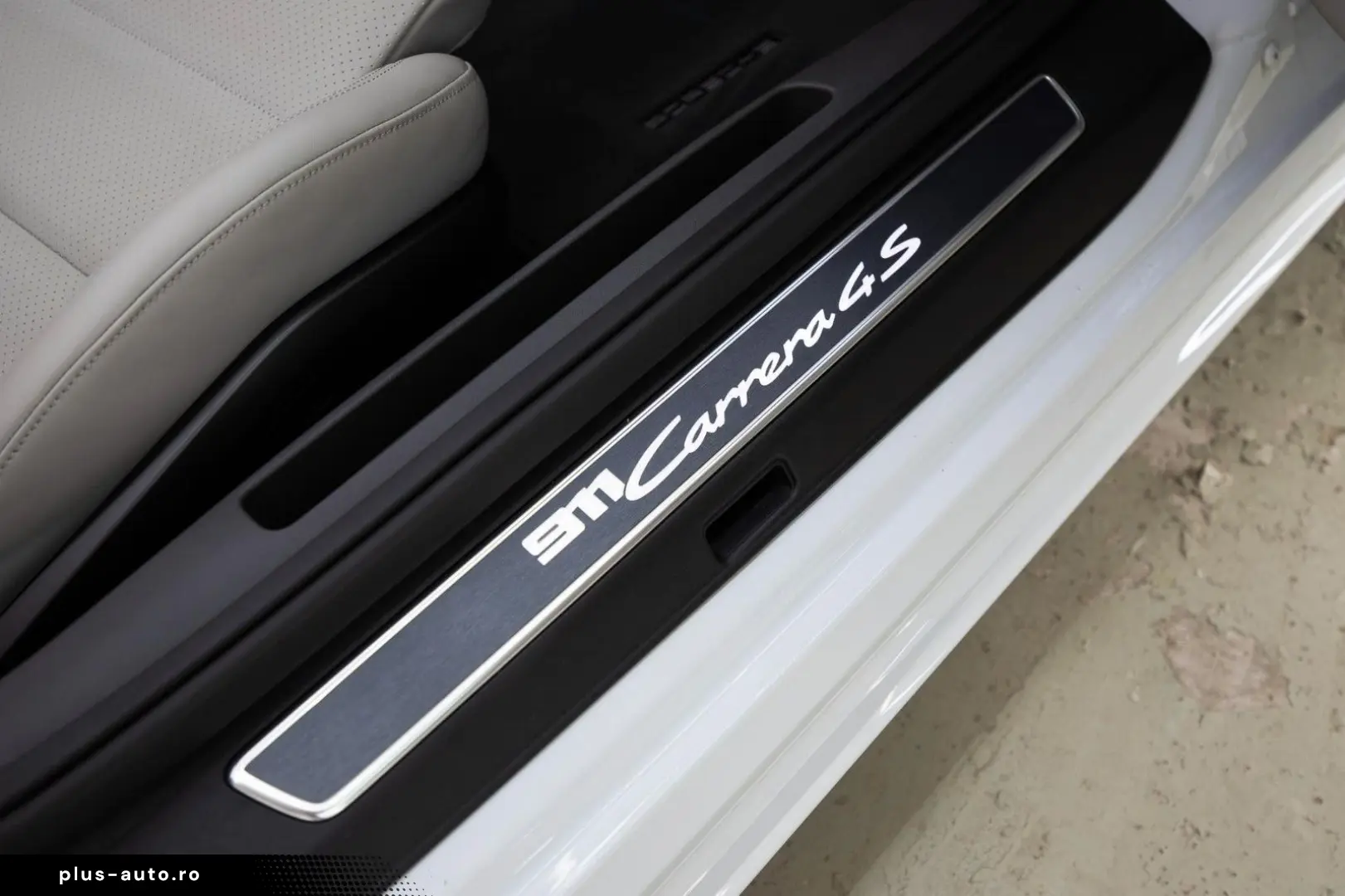 PORSCHE 911 Carrera 4 S Cabriolet Lift Bose