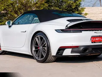 PORSCHE 911 Carrera 4 S Cabriolet Lift Bose