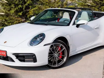 PORSCHE 911 Carrera 4 S Cabriolet Lift Bose