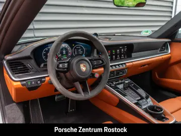Porsche 992 911 Targa 4 GTS Club Leather Surround-View BOSE