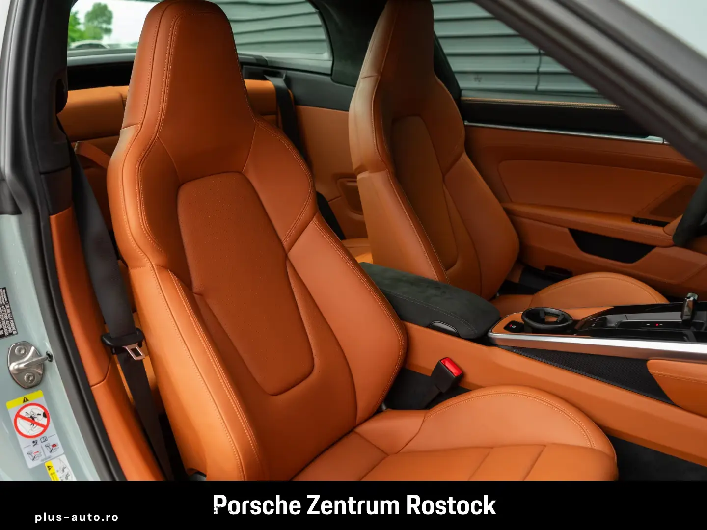 Porsche 992 911 Targa 4 GTS Club Leather Surround-View BOSE