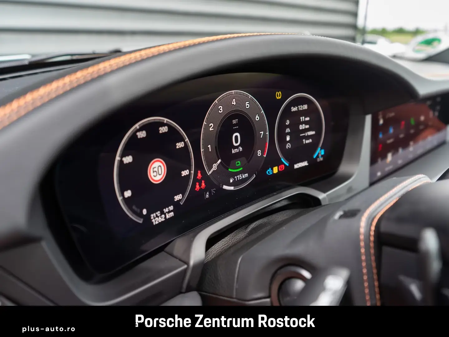 Porsche 992 911 Targa 4 GTS Club Leather Surround-View BOSE