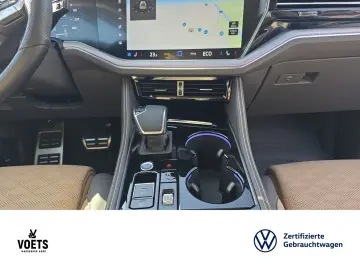 VW Touareg 3.0TDI DSG R-Line HD-MATRIX