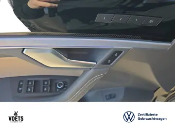 VW Touareg 3.0TDI DSG R-Line HD-MATRIX