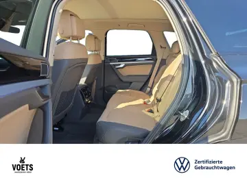 VW Touareg 3.0TDI DSG R-Line HD-MATRIX