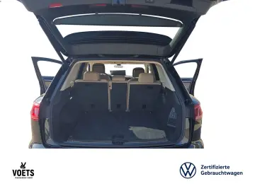 VW Touareg 3.0TDI DSG R-Line HD-MATRIX