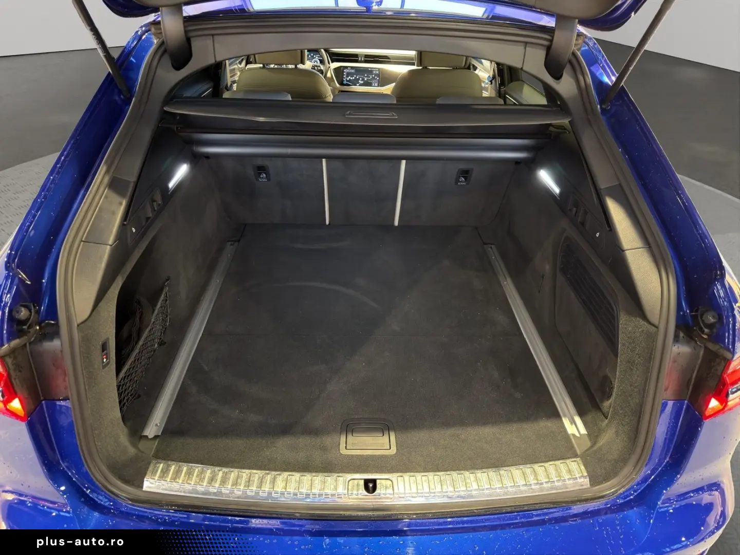 AUDI A6 Avant 45 qu. STDHZ LED AHK 45 TFSI quattro sp