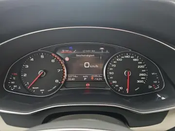 AUDI A6 Avant 55 TFSI quattro sport S tronic HUD Pano