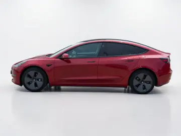Tesla Model 3 Long Range