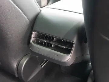 Tesla Model 3 Long Range