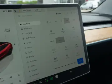 Tesla Model 3 Long Range