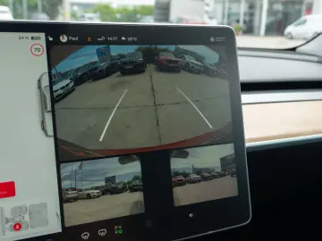 Tesla Model 3 Long Range