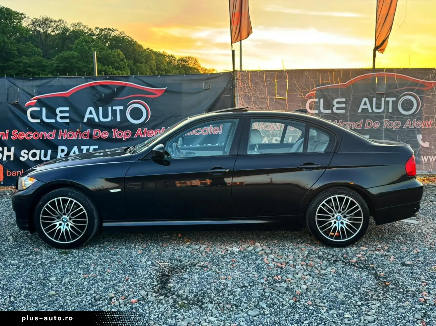 BMW 320  AUTOMAT   AN 2011