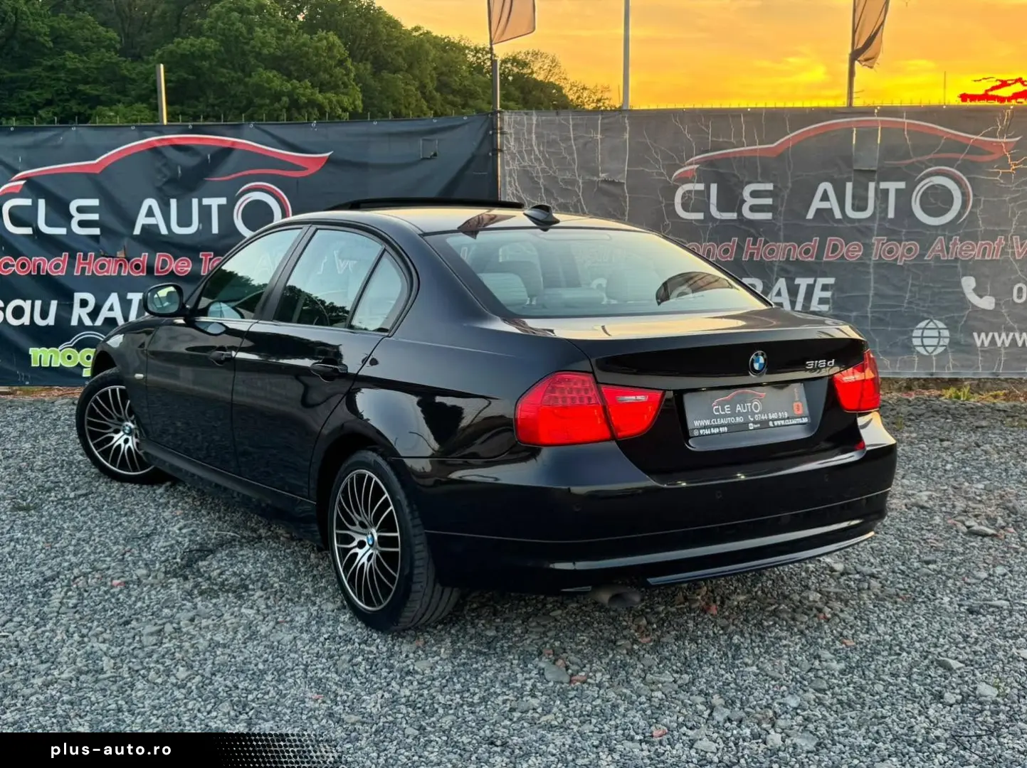 BMW 320  AUTOMAT   AN 2011