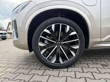 VOLVO XC90 T8 AWD Plus Dark Recharge 360 4xSHZ ACC FHZ
