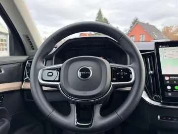 VOLVO XC90 T8 AWD Plus Dark Recharge 360 4xSHZ ACC FHZ