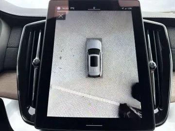 VOLVO XC90 T8 AWD Plus Dark Recharge 360 4xSHZ ACC FHZ