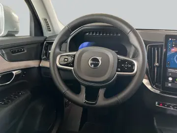 VOLVO XC90 T8 AWD Plug-in Hybrid Plus-Bright Neues-Mod