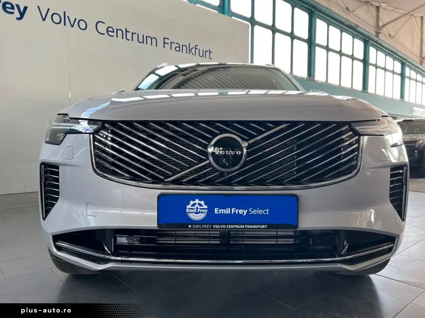 VOLVO XC90 T8 AWD Plug-in Hybrid Plus-Bright Neues-Mod