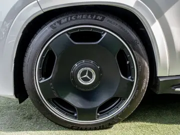 MERCEDES-BENZ GLS63 AMG 4Matic  9G-TRONIC  VOLL   VOLL
